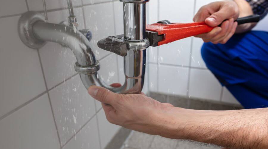Local tankless water heater installation in Palmdale, FL